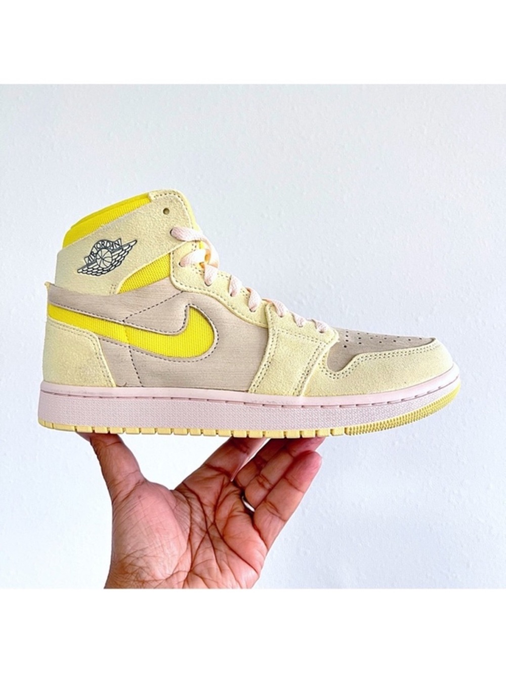 Air Jordan 1 Zoom Air Comfort 2 High Top Retro Sneakers in Pastel Yellow & Pink